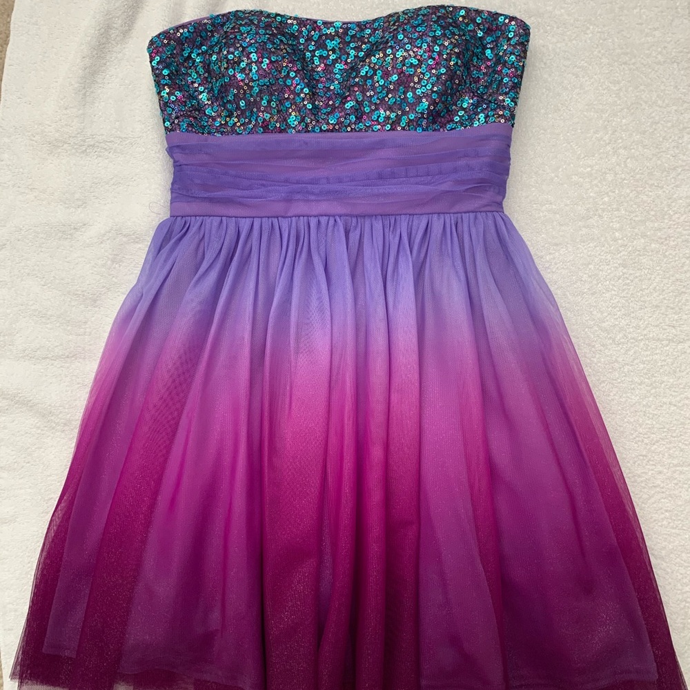 Hailey Logan by Adrianna Papell Dress